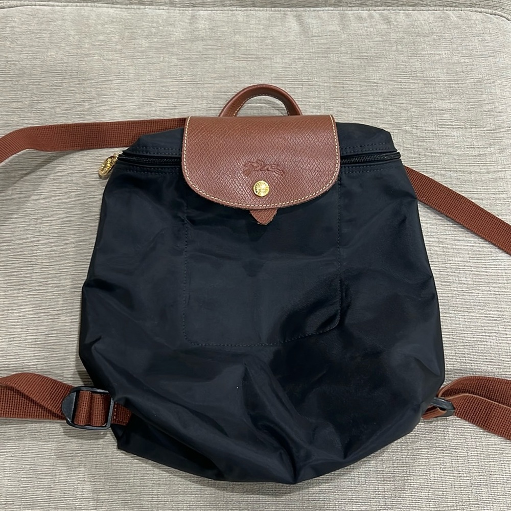 Longchamp Le Pliage Medium Backpack